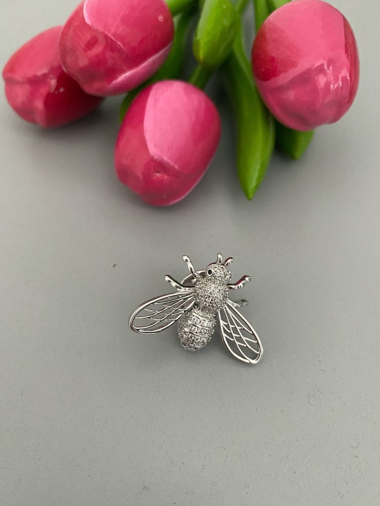 Bumble Bee Brooch