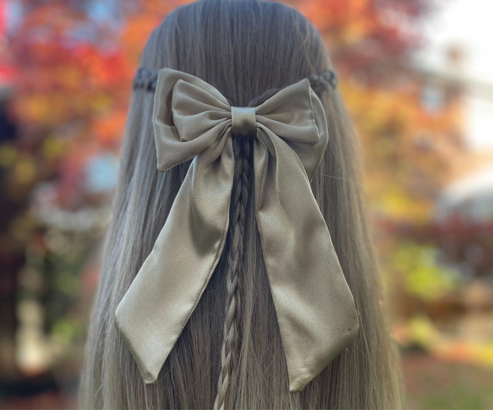 Bows with Trails