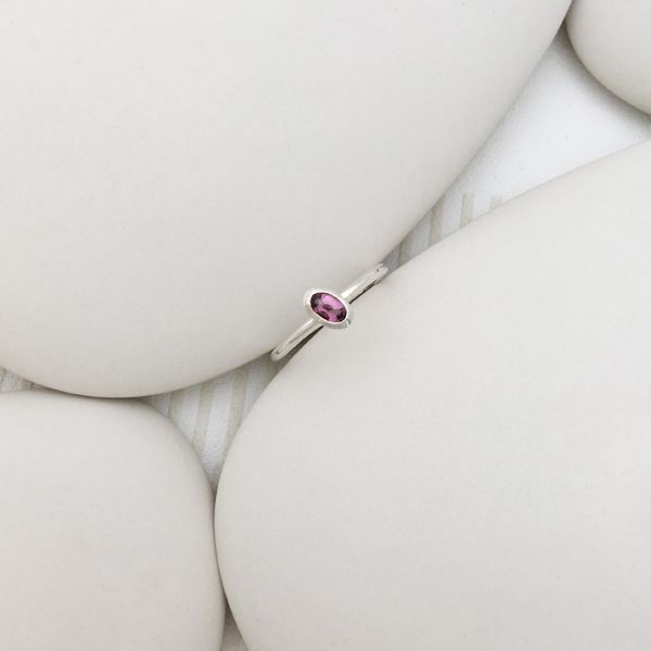 Small Oval Stone-set Ring *SALE*