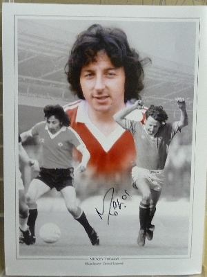 Mickey Thomas Signed 12x16 Manchester United Photograph
