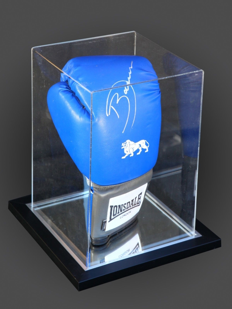  Darren Barker Signed Portrait  Lonsdale Boxing Glove In An Acrylic Case: C