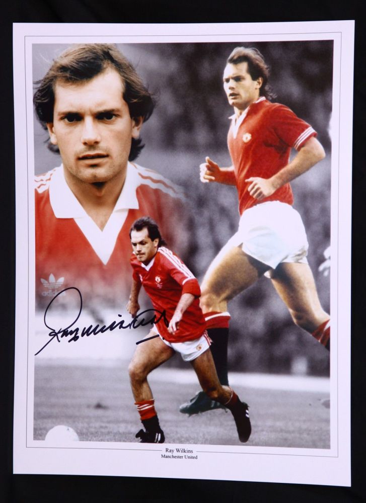  Ray Wilkins Manchester United Signed 12x16 Football Photograph