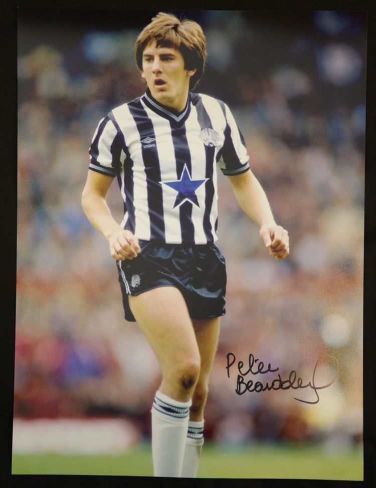Peter Beardsley Signed 12x16 Newcastle United Photograph A