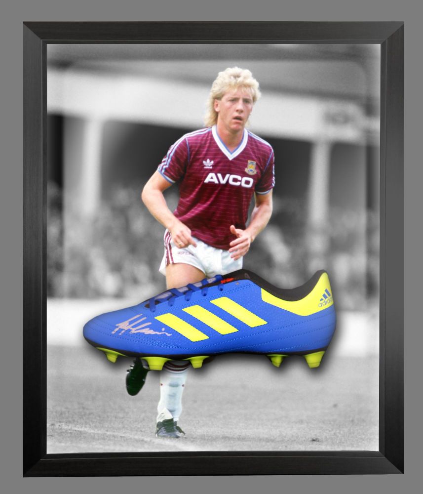 Frank McAvennie Signed Adidas Football Boot in an Acrylic Dome : A