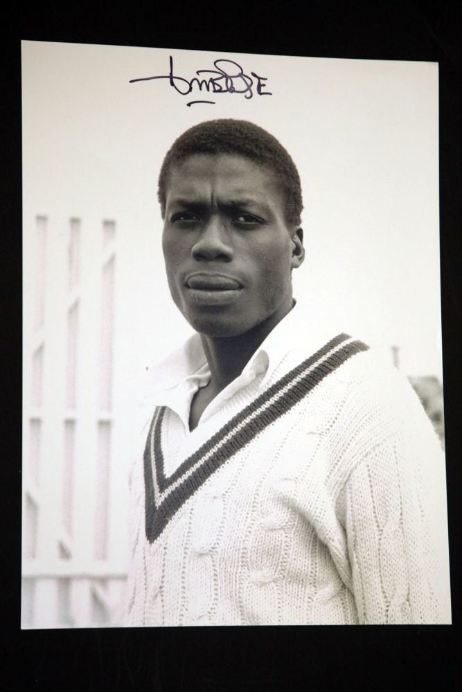 Curtly Ambrose Hand Signed Cricket 12 x16 Photograph : G