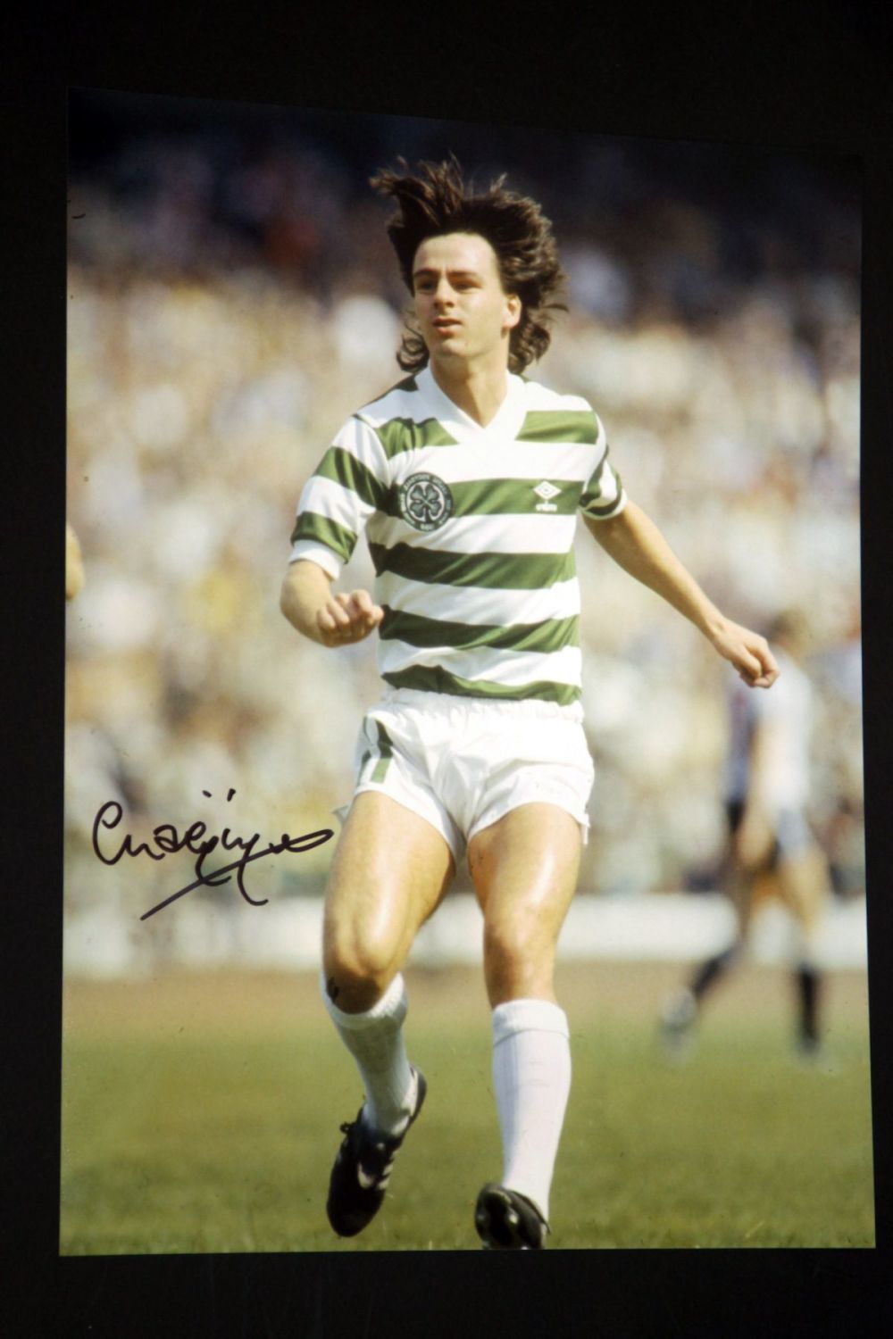 Charlie Nicholas Hand Signed Celtic Fc Football 12x16 Photograph : B