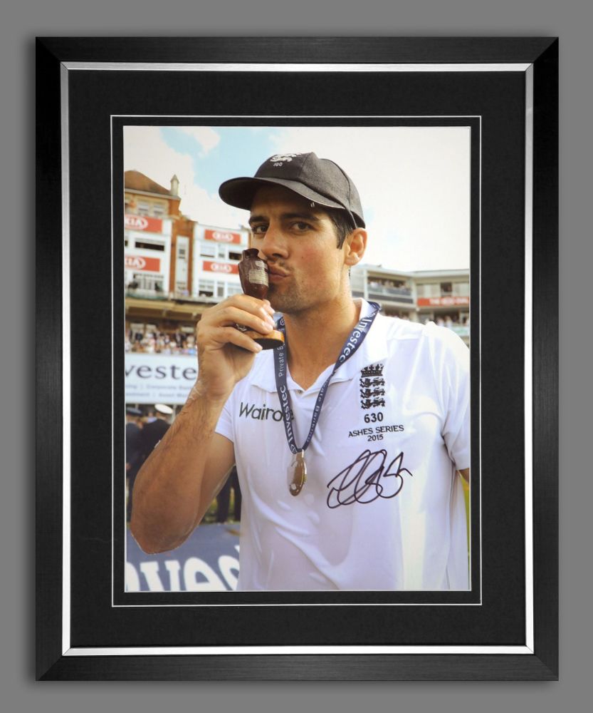 Alastair Cook Signed And Framed 12x16 Photograph : C