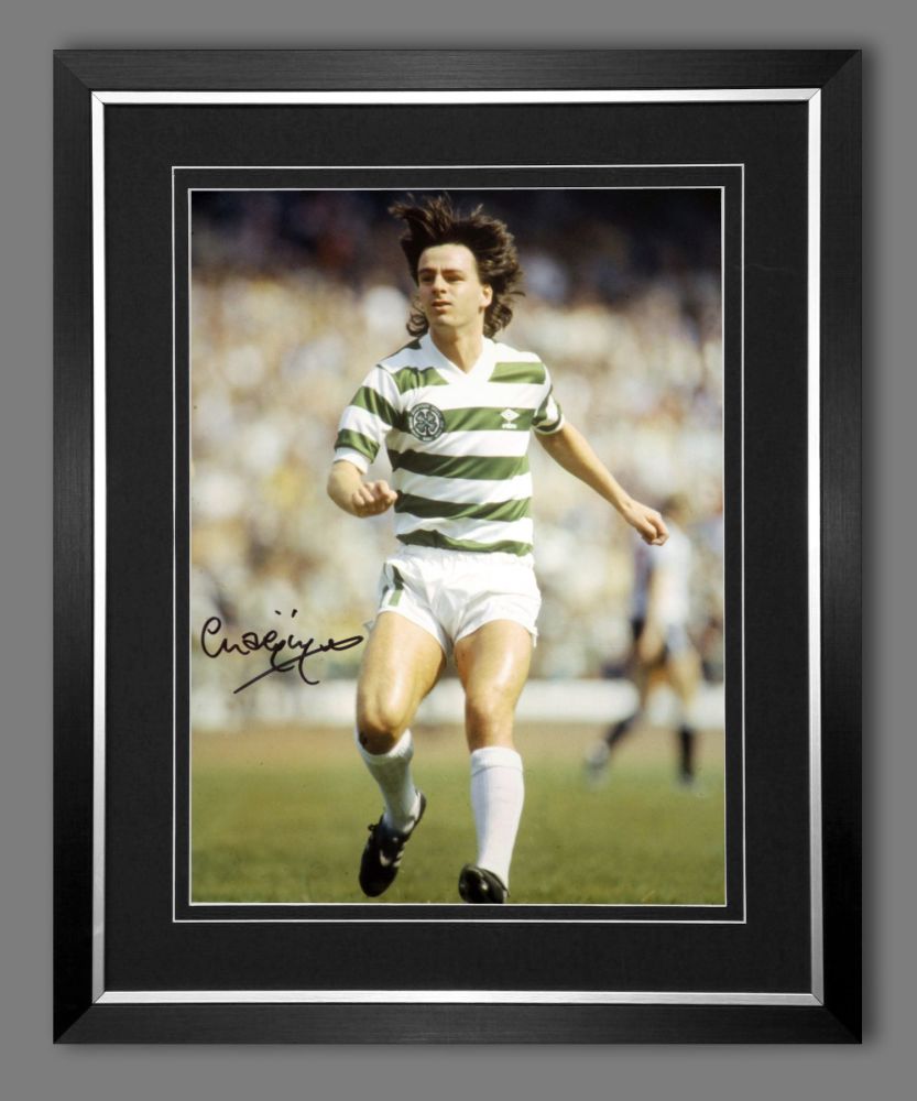 Charlie Nicholas Hand Signed And Framed Celtic Fc Football 12x16 Photograph