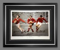 Wales Rugby Framed Photograph Hand Signed By Edwards, Bennett, Williams