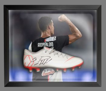 ronaldo signed football boot