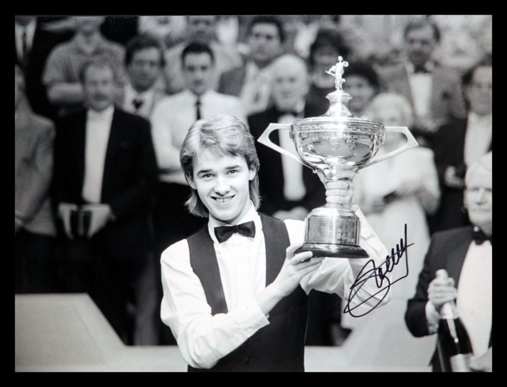Stephen Hendry Signed Snooker  Black And White Photograph