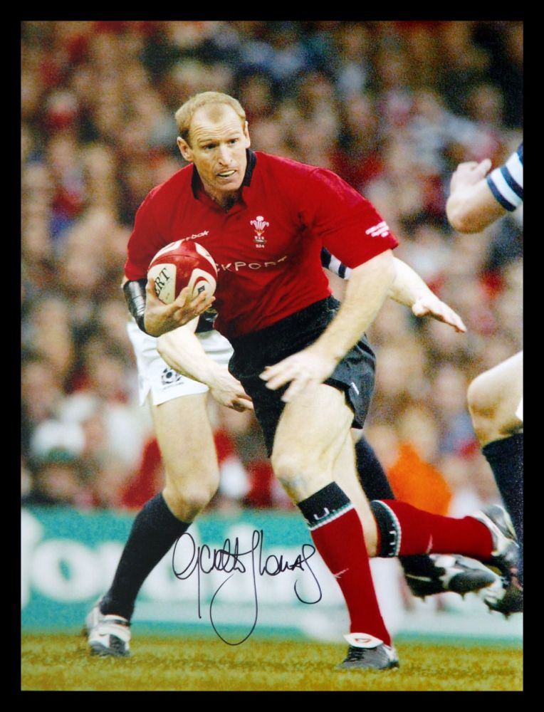 Gareth Thomas Hand Signed 12x16 Wales Rugby Photograph : C