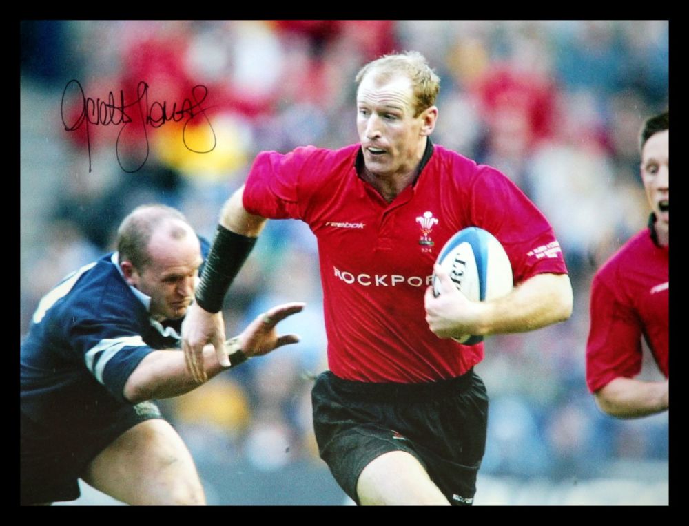 Gareth Thomas Hand Signed 12x16 Wales Rugby Photograph : D