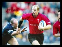Gareth Thomas Hand Signed 12x16 Wales Rugby Photograph : D