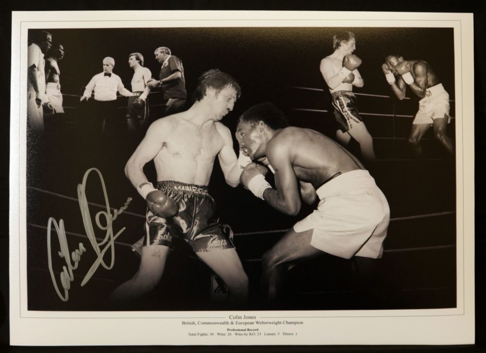 Colin Jones Boxing Signed 12x16 Photograph