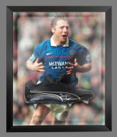 Ally Mccoist Rangers Signed Football Boots In An Acrylic Dome Frame : C