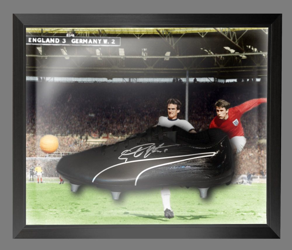   Geoff Hurst Hand Signed Black Football Boot Presented In A Dome Frame : A 