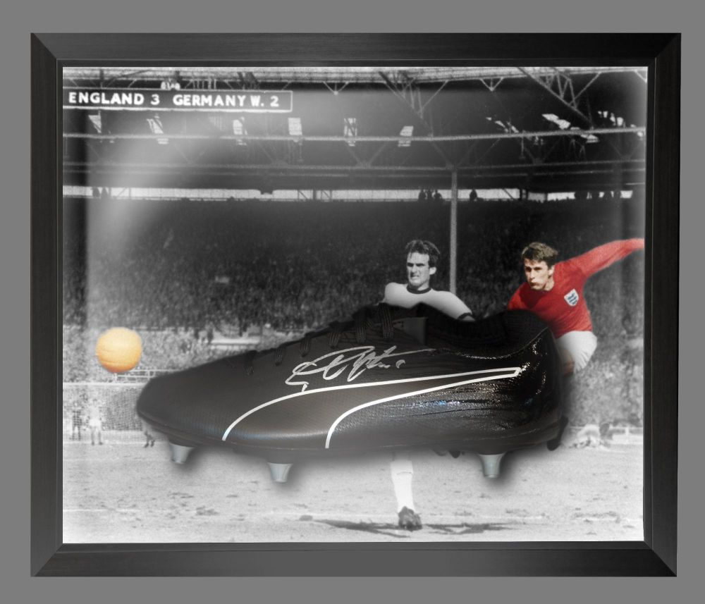   Geoff Hurst Hand Signed Black Football Boot Presented In A Dome Frame : B