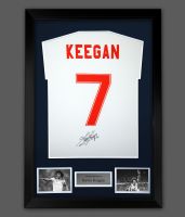 Kevin Keegan Hand Signed White Player T-Shirt In A Framed Presentation : A