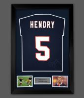 Colin Hendry Hand Signed Navy Blue Player T-Shirt In A Framed Presentation