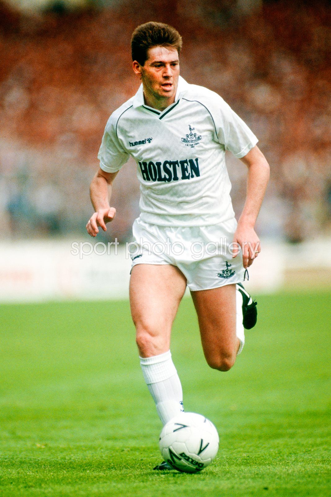 Chris Waddle 10x8 signed photograph : Pre Order
