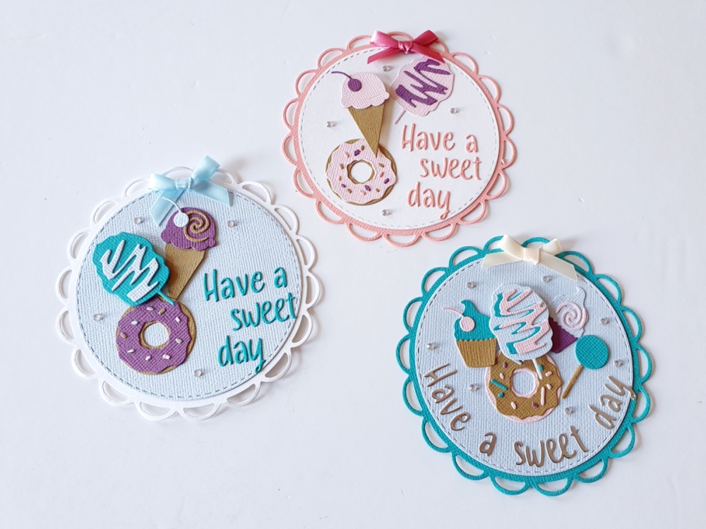 Pack Of 3 Summer-Themed Card Toppers