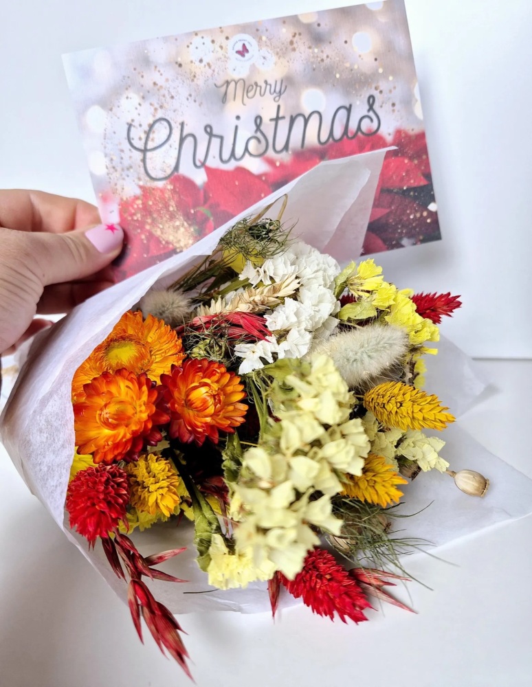 Christmas dried flowers