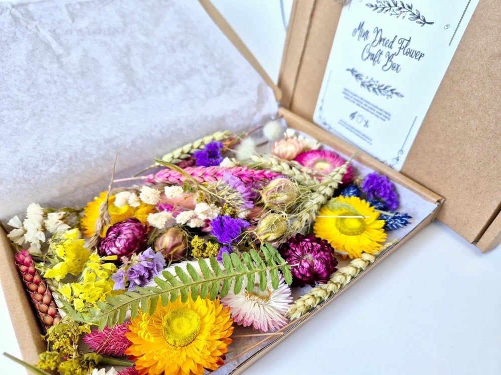 dried flower craft box