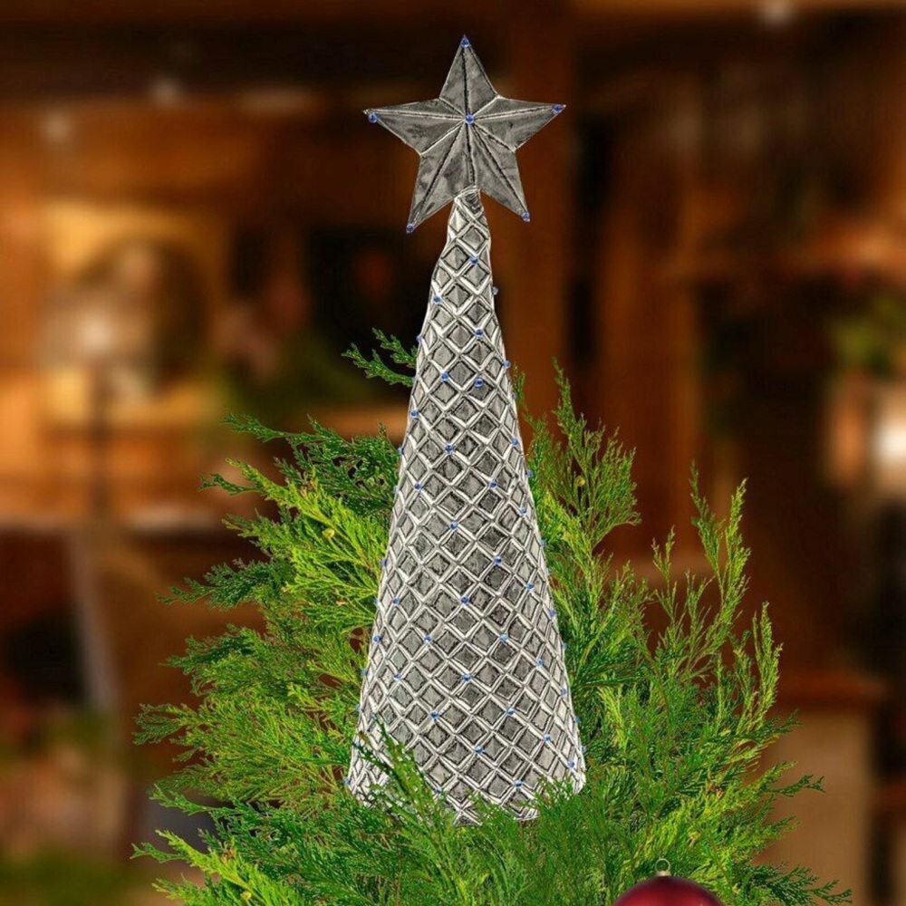 Embossed Christmas Tree