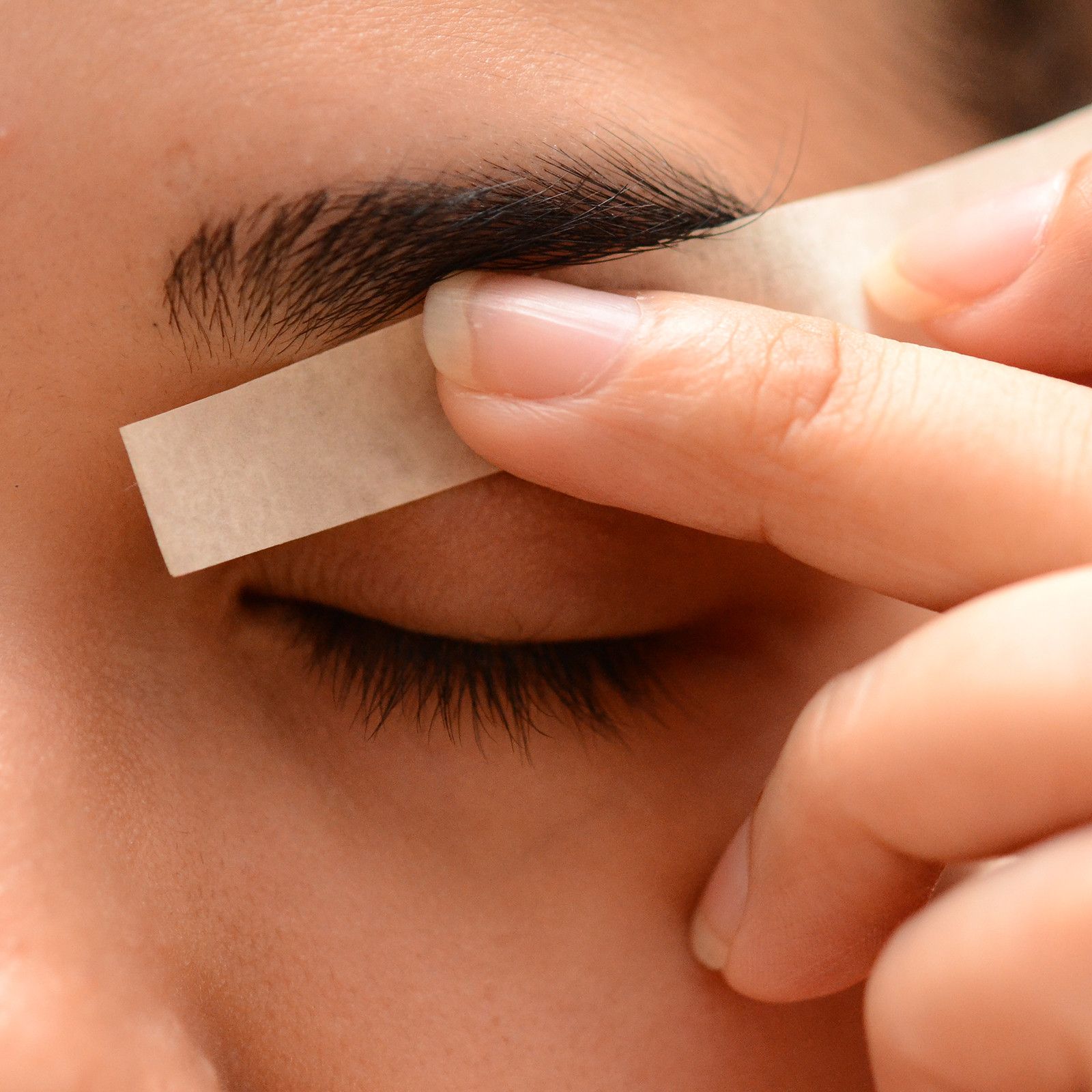 Warm waxing for brows