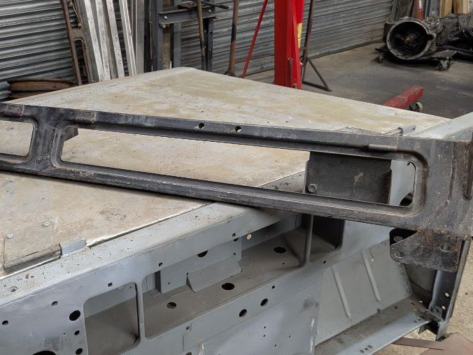 3) Land Rover Lightweight Vent Panels