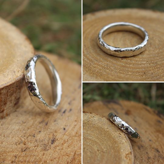 4mm Hammered Ring