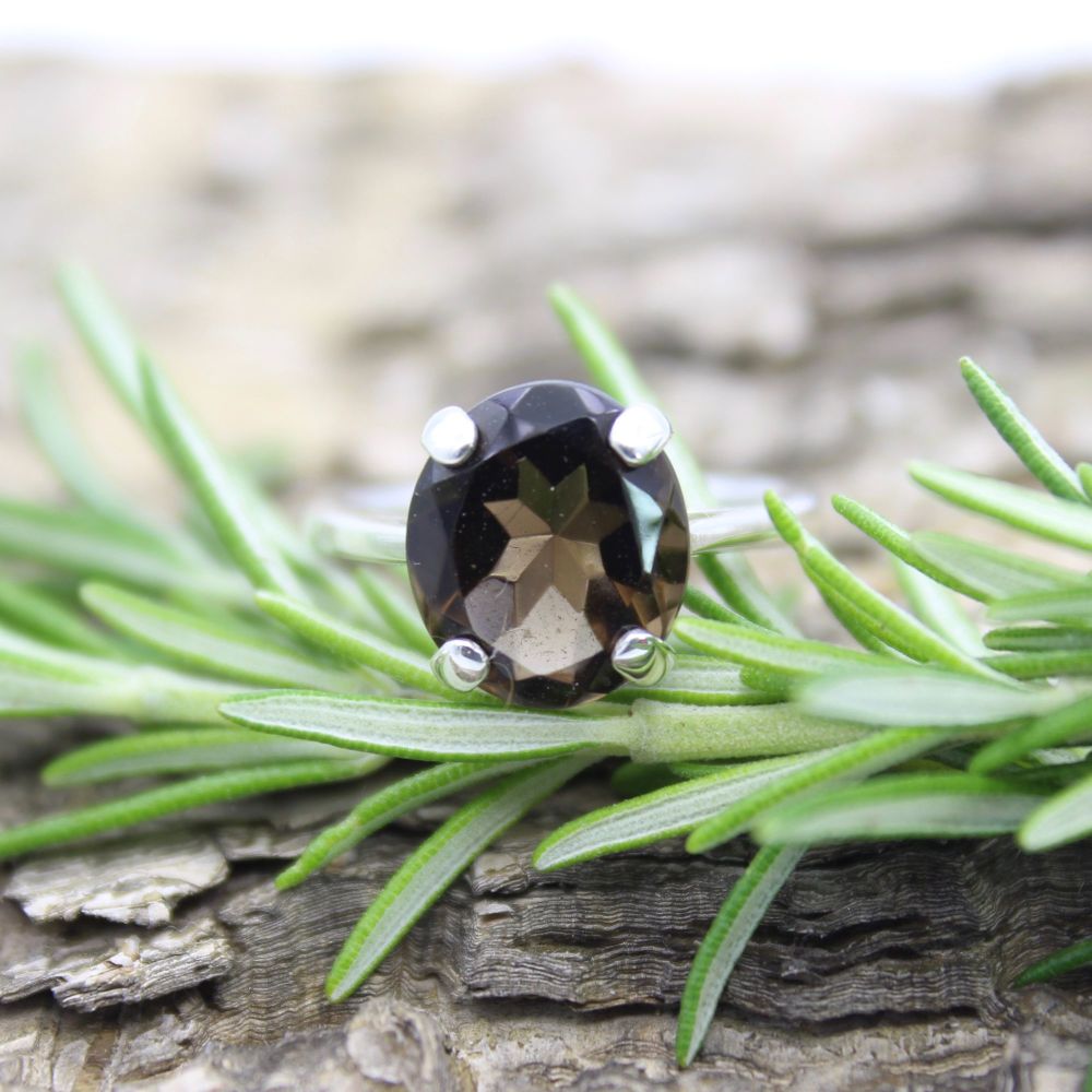 Smokey Quartz (12x10mm) Oval Faceted Stone Ring - Size N