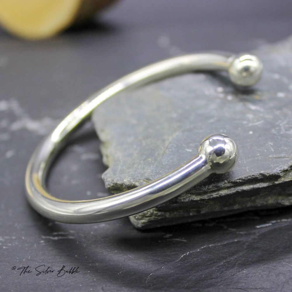 Torque Bangle - heavyweight