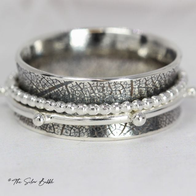 Leafy Spinner Ring - silver