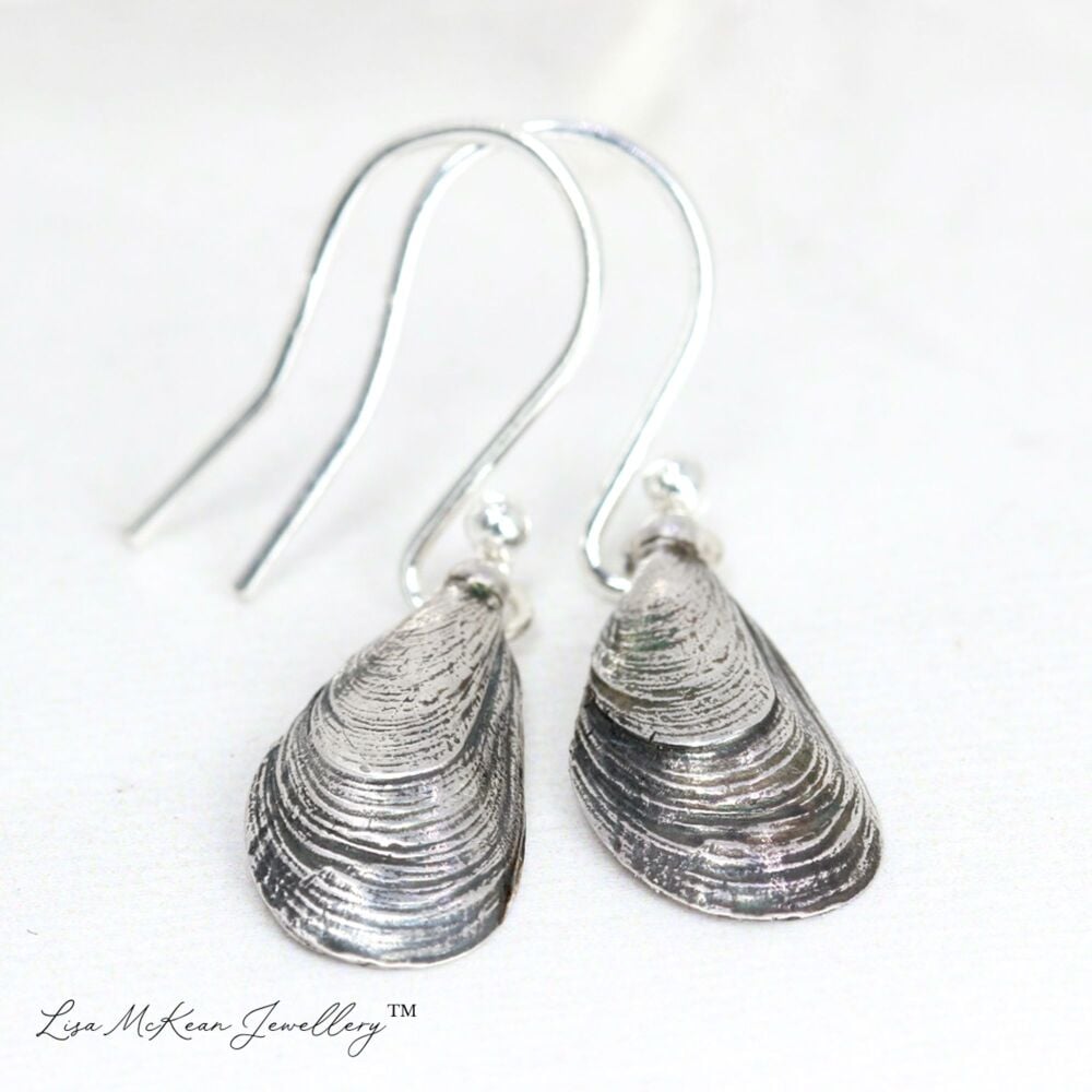 Shell Drop Earrings