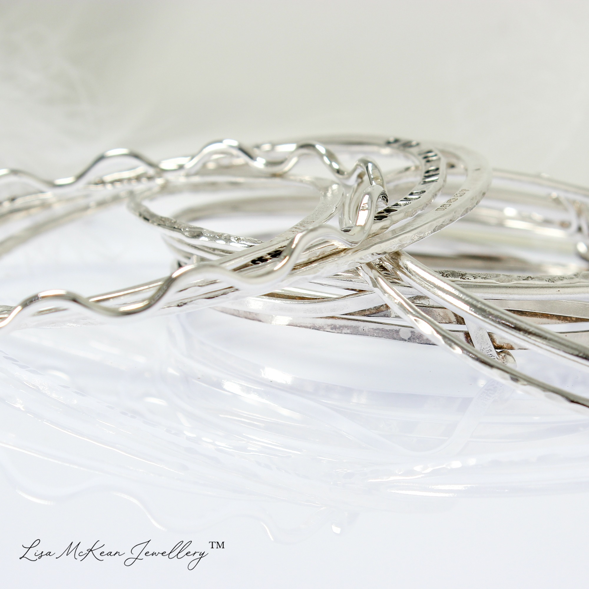 7185BF6D-7399-40B0-8B1E-687D7948BB96_1_201_a