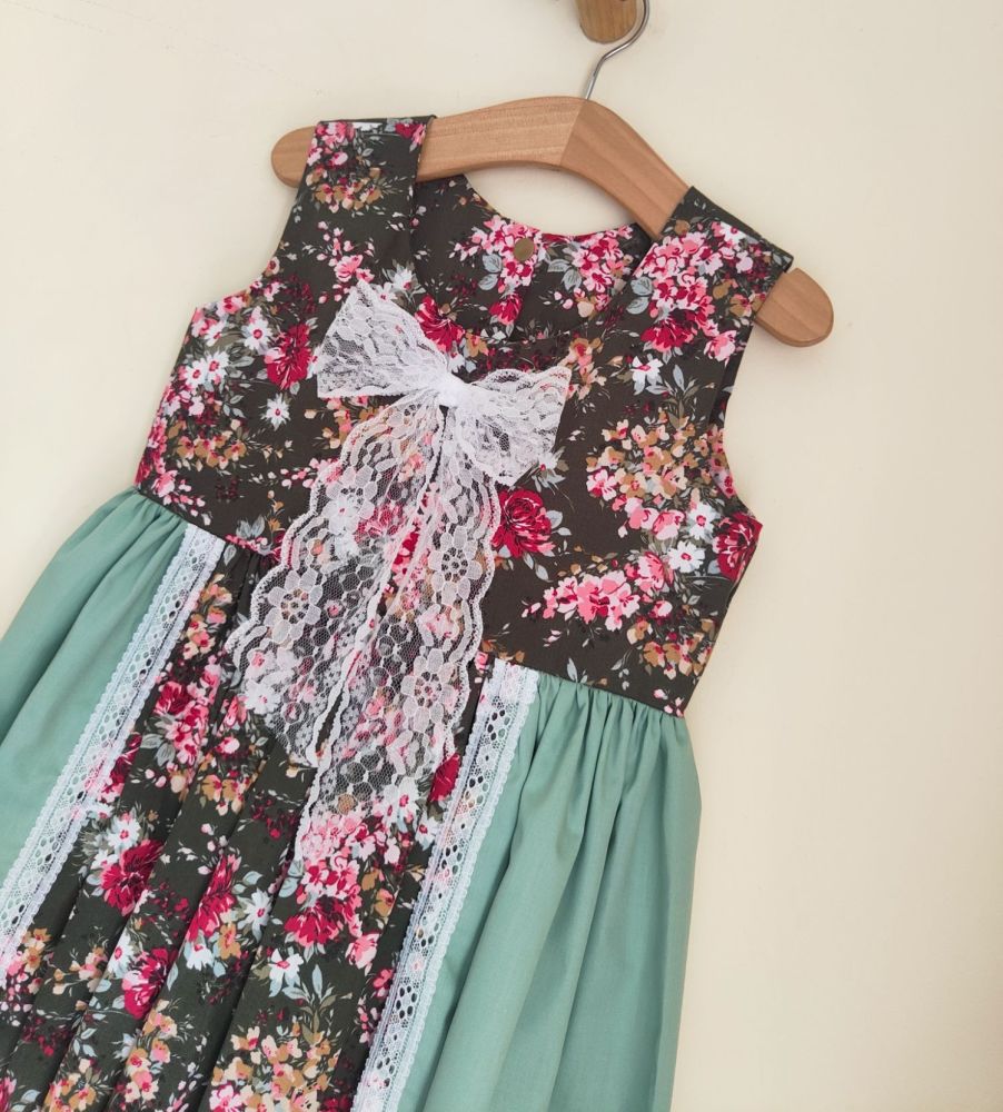 4/5Y TEA DRESS FOREST FLORAL / SAGE