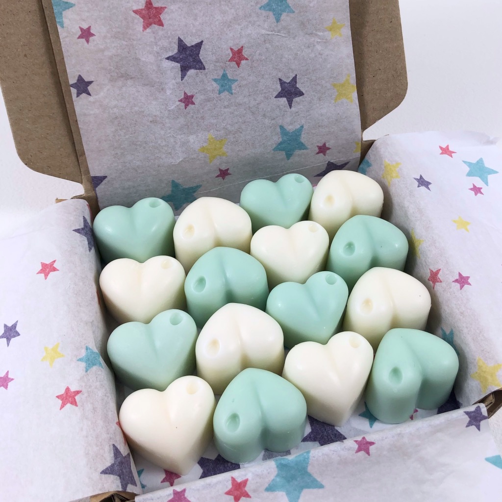5 count package of heart shaped wax melt samples