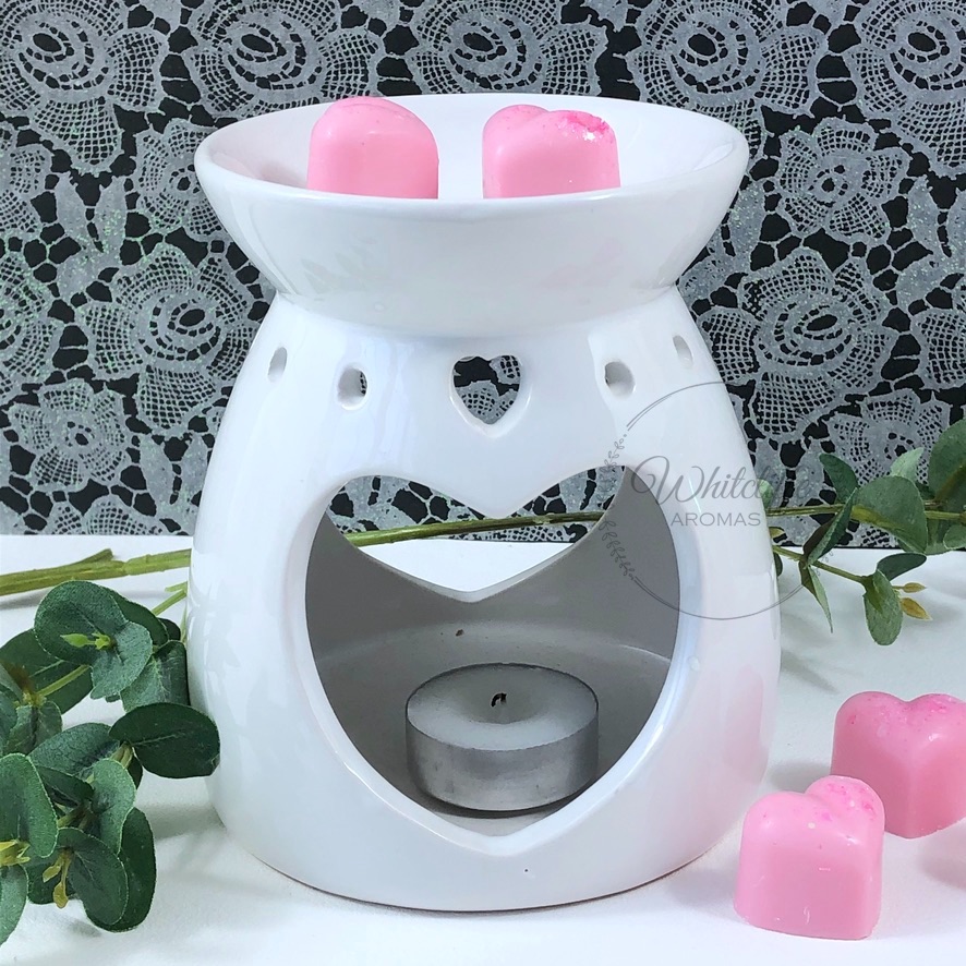 Wax Melter/Burner (White) with heart detail