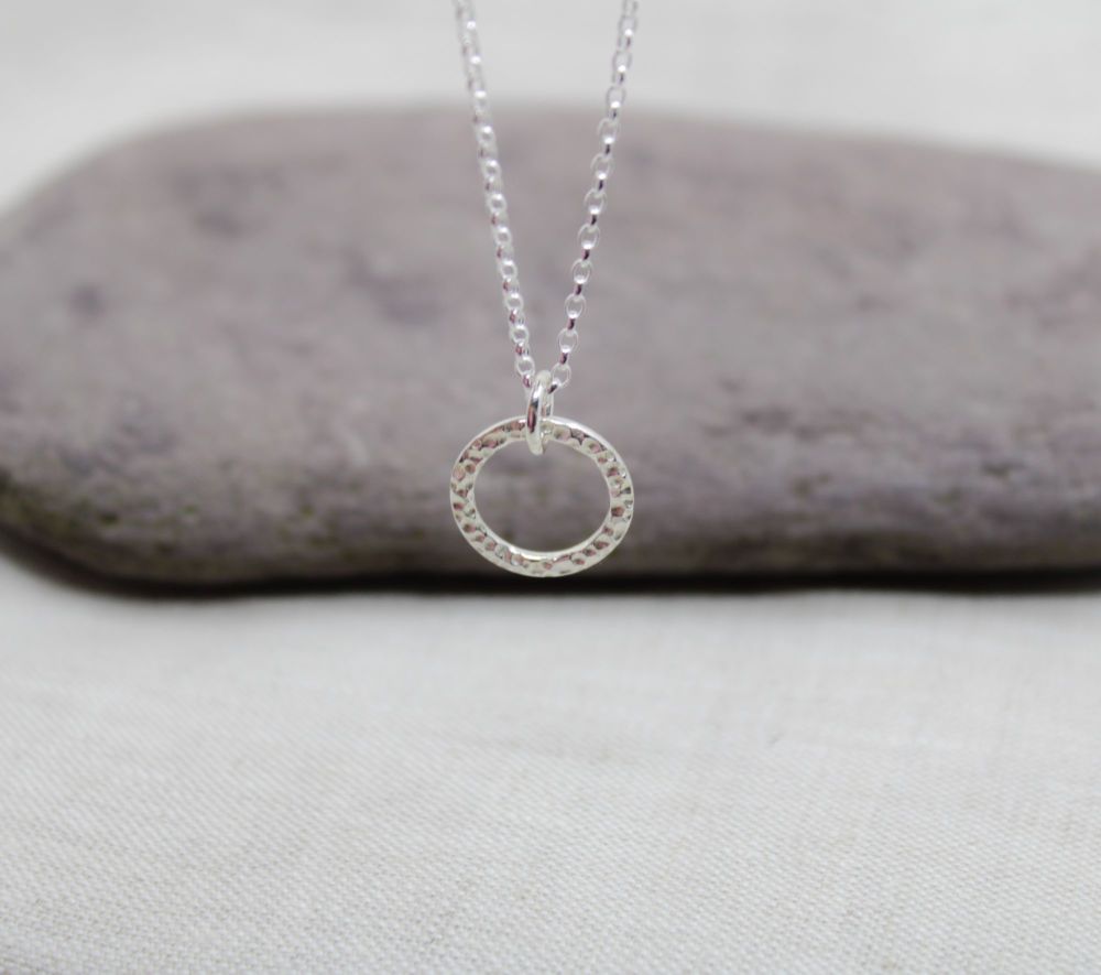 Sterling silver dimple effect necklace