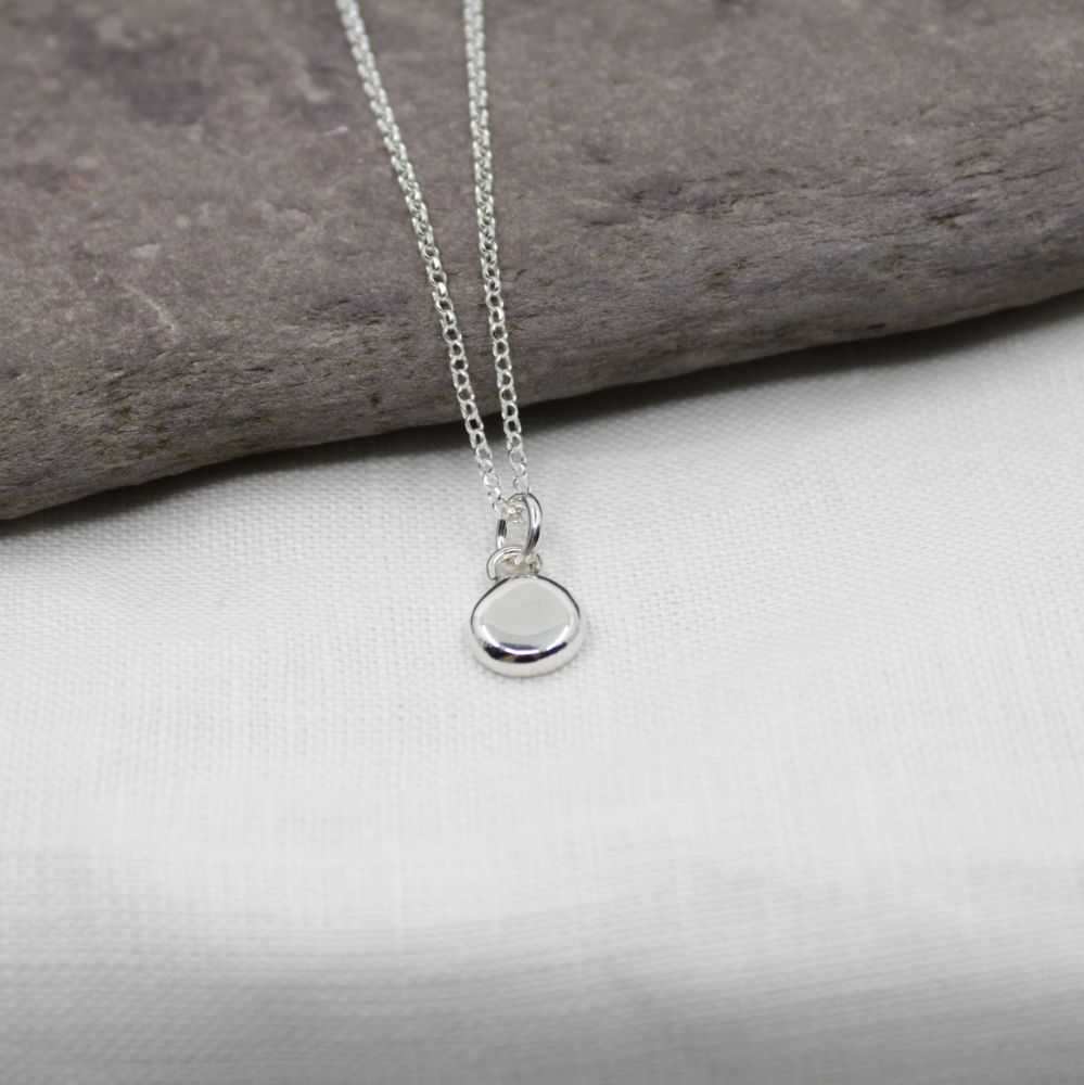 Plain sterling silver pebble necklace