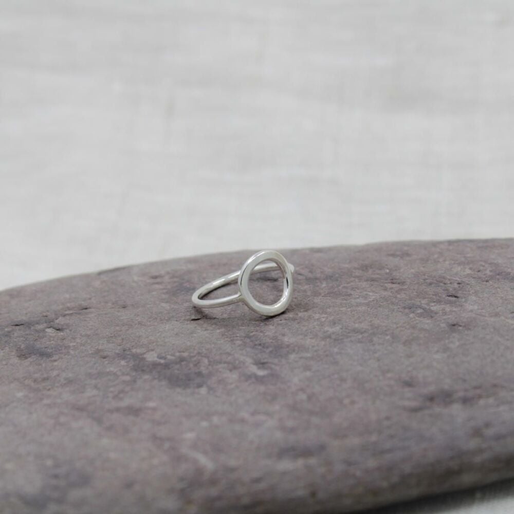 Sterling silver plain circle ring