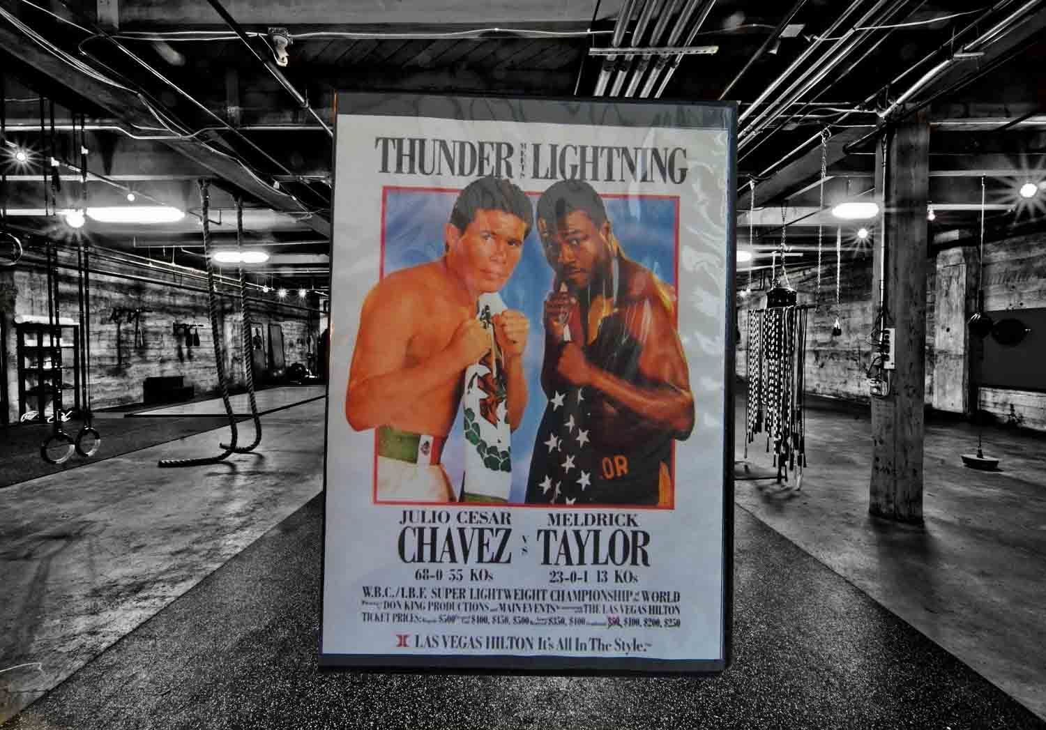 MELDRICK TAYLOR v JULIO CESAR CHAVEZ - BOXING DVD