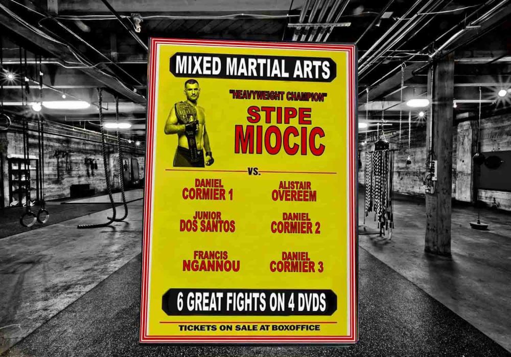 MIOCIC REVERSE SLEEVE_edited-1