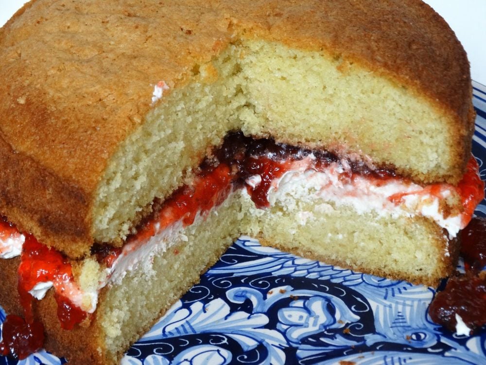 Victoria Sponge Cake With Vanilla Buttercream And Conserve