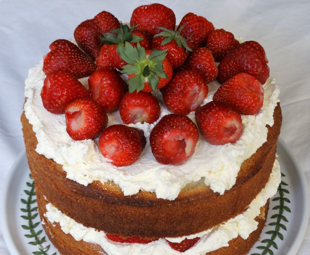 Fresh Strawberries And Cream Victoria Sponge Cake. Special Victoria Sponge. Cake Delivery Plymouth