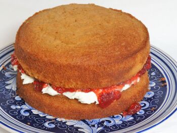 Gluten Free Victoria Sponge Cake With Vanilla Buttercream And Strawberry Conserve