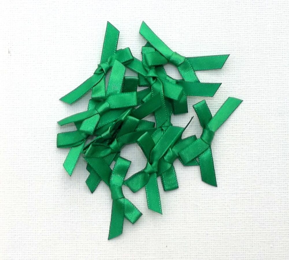 Satin Bows 7mm Plain Colour Packs of 20, 50 or 100 - Emerald Green