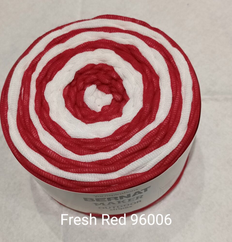 Bernat Outdoor Maker Stripe 250g Fresh Red